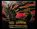 Voorkant van de Engelse Pokémon Lost Origin Elite Trainer Box met Giratina, mint en fabrieksverzegeld